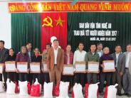 Cập nhật các hoạt động tặng quà tết vì người nghèo xuân Đinh Dậu 2017