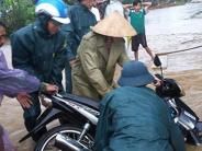 Nam sinh lớp 12 lao xuống nước cứu người bị nạn