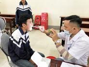 TRUNG TÂM Y TẾ NGHĨA ĐÀN KHÁM SỨC KHOẺ CHO CÁC EM HỌC SINH TRƯỜNG THCS THỊ TRẤN NGHĨA ĐÀN