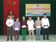 Đồng chí Phan Tiến Hải dự Ngày hội đại đoàn kết toàn dân tộc tại xã Nghĩa Hồng