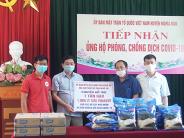 MTTQ tỉnh trao quà hỗ trợ giáo viên, công nhân lao động gặp khó khăn do dịch Covid – 19 trên địa bàn Nghĩa Đàn