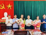Nghĩa Đàn công bố các quyết định về công tác cán bộ