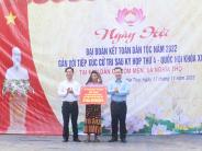 Phó Chủ nhiệm Ủy ban văn hóa giáo dục Quốc hội tiếp xúc cử tri và dự ngày hội Đại đoàn kết toàn dân tộc ở huyện Nghĩa Đàn