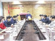 UBND huyện Nghĩa Đàn làm việc với các xã, thị trấn về xây dựng trưởng chuẩn quốc gia