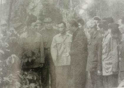 CHẶNG V: XÂY DỰNG VÀ BẢO VỆ TỔ QUỐC VIỆT NAM XÃ HỘI CHỦ NGHĨA (1975 – 1985)