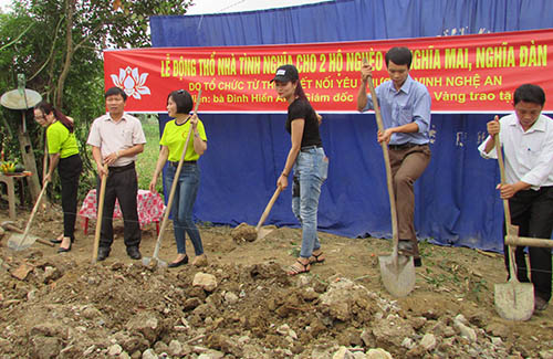 Khởi công nhà tình nghĩa