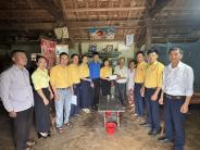UB MTTQ xã Nghĩa Thọ thăm và tặng quà nhân ngày TBLS 27/7