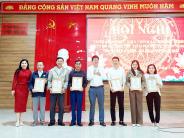 Trao giấy chứng nhận OCOP cho 13 sản phẩm trong năm 2023