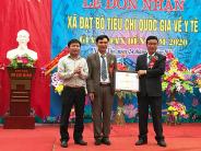 Nghĩa Thọ đón Bằng công nhận xã đạt chuẩn quốc gia về y tế
