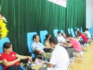 Hơn 550 đơn vị máu được thu về trong ngày hội hiến máu