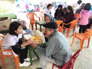 Khám bệnh và phát thuốc miễn phí cho các đối tượng chính sách