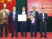 TTYT Nghĩa Đàn nhận bằng khen của chủ tịch UBND tỉnh