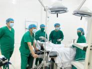TTYT Nghĩa Đàn: Phẫu thuật nội soi thành công trường ca phúc mạc ruột thừa đã được điều trị đám quánh ruột thừa hơn 1 năm